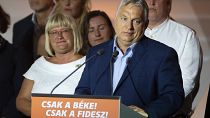 El primer ministro húngaro, Viktor Orban, se dirige a los medios tras recibir los resultados de las elecciones al Parlamento Europeo en Budapest, Hungría, el 10 de junio.