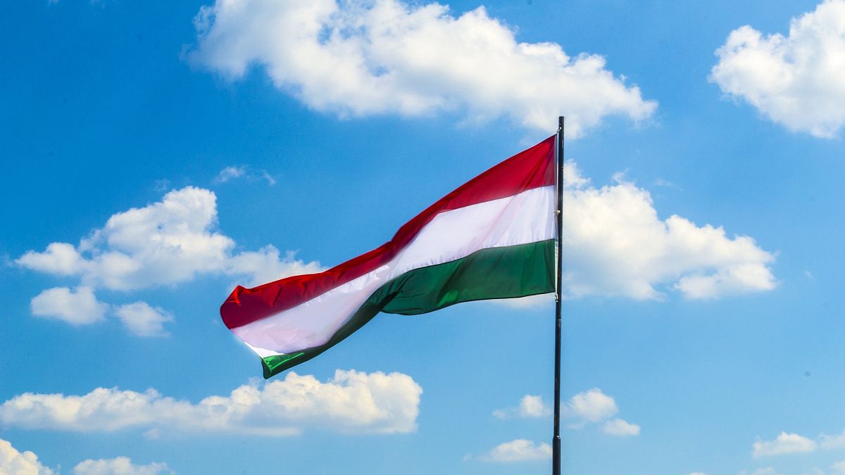 En Hongrie, la victoire de Viktor Orban et celle de son rival Peter Magyar