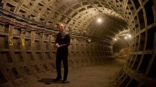 ¿Podría James Bond estar apoderándose de los túneles subterráneos secretos de Londres de la Segunda Guerra Mundial?  