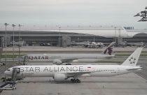 Archivo: El avión afectado por las turbulencias, estacionado en el Aeropuerto Internacional de Suvarnabhumi, cerca de Bangkok, Tailandia, el 22 de mayo de 2024.