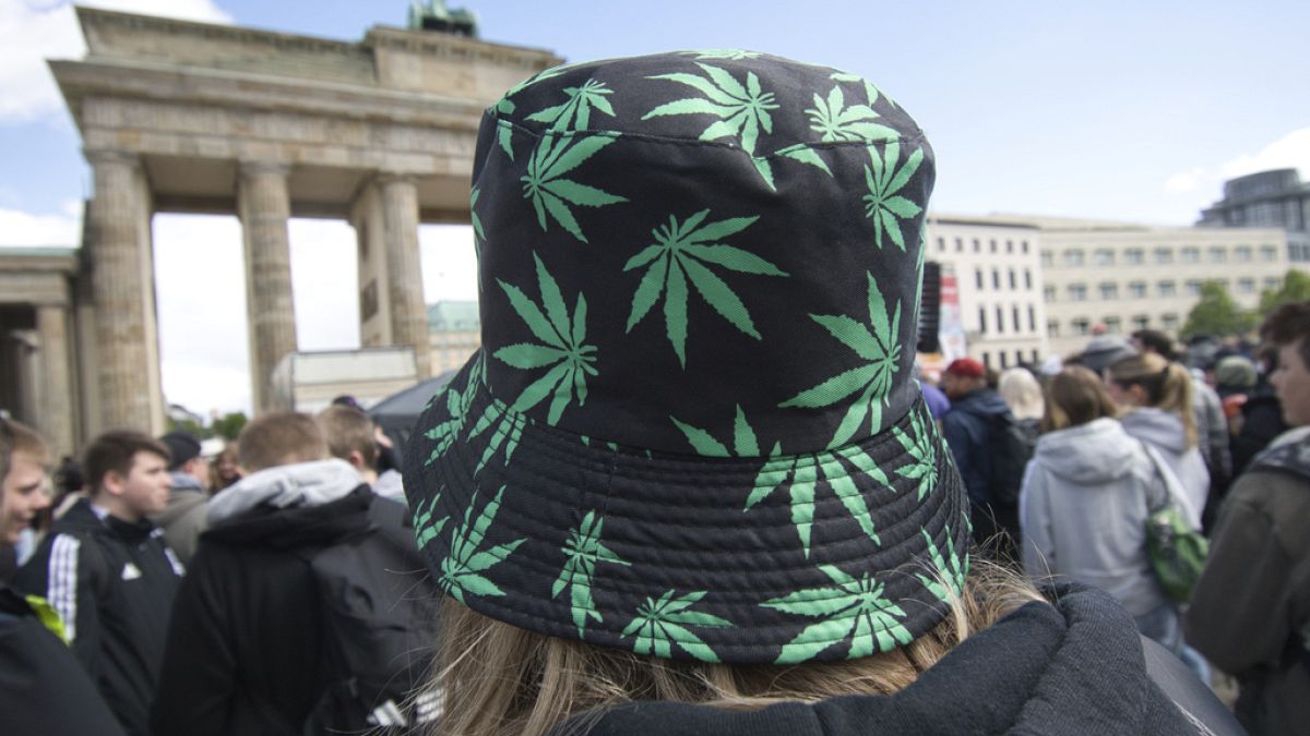 Die Europäische Beobachtungsstelle für Drogen und Drogensucht hat vor einem wachsenden polyvalenten Drogenkonsum in Europa gewarnt. Cannabis ist die weitverbreiteste Droge.