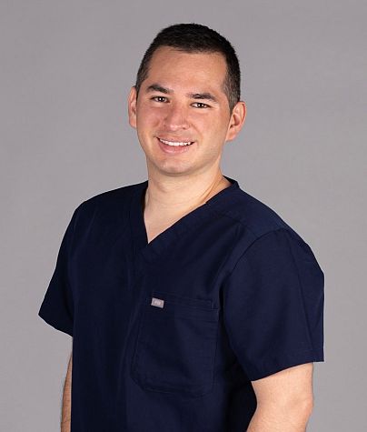 José Ángel Alatorre, medico specializzato nella cura delle patologie delle pelle nella clinica spagnola Alato Skin