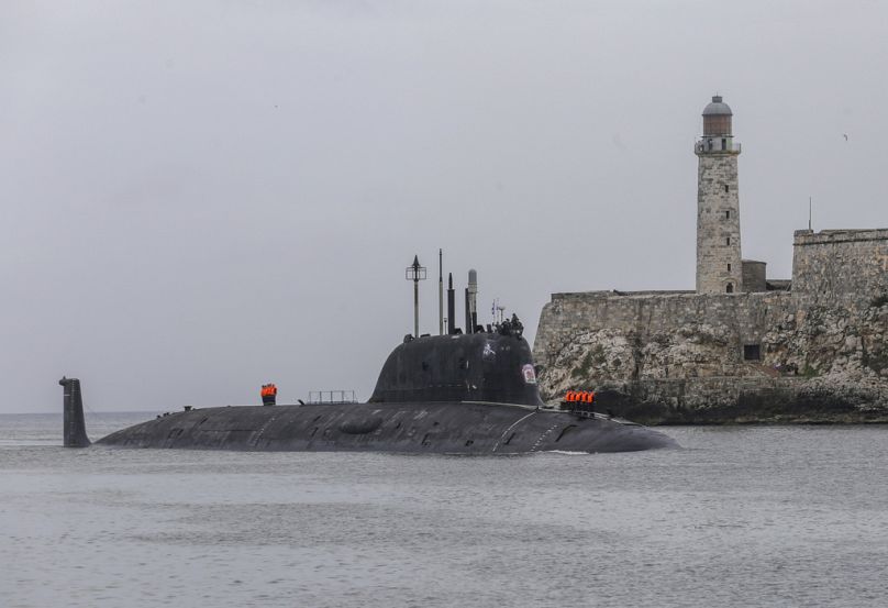 Submarino russo de propulsão nuclear Kazan em Cuba