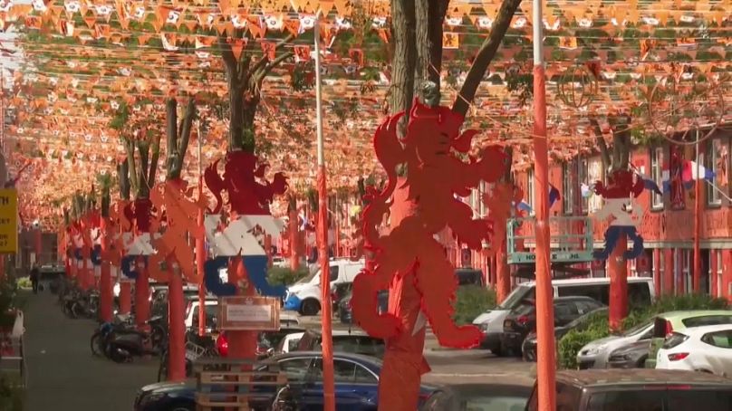 Calle pintada de naranja en La Haya (Países Bajos) para apoyar a la selección en la Eurocopa. 