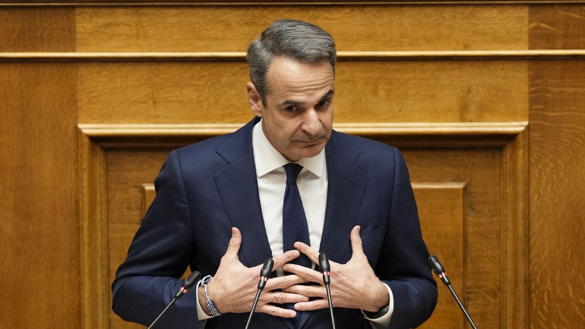 Гръцкият премиер промени кабинета след европейските избори