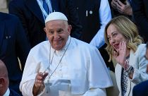 Ferenc pápa is megjelent a dél-itáliai G7-csúcson pénteken