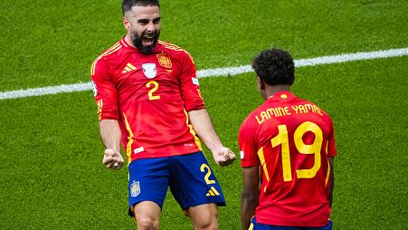 España gana 3-0 a Croacia en la fase de grupos