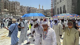 Hajj : à La Mecque, les pèlerins accablés par la chaleur