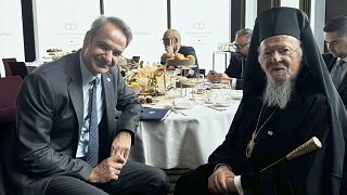 Ο πρωθυπουργός Κυριάκος Μητσοτάκης και ο Οικουμενικός Πατριάρχης Βαρθολομαίος