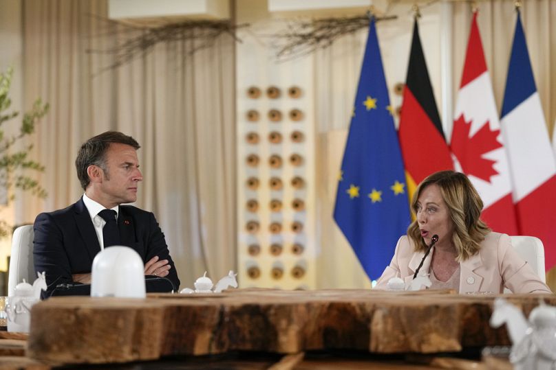 Emmanuel Macron et Giorgia Meloni au G7