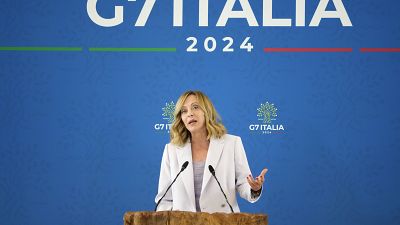 Giorgia Meloni lors de la conférence de presse finale au G7 en Italie