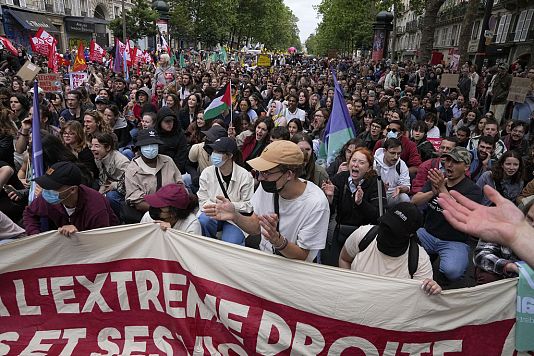 Des manifestants à Paris, le samedi 15 juin 2024