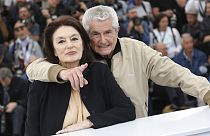 Anouk Aimée et Claude Lelouch qui l'a rendue célèbre avec "Un homme et une femme", ici, au 72e festival international du film, à Cannes, 19 mai 2019.