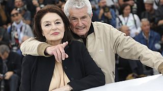 Anouk Aimée con Claude Lelouch alla 7esima edizione del Festival del cinema di Cannes, 19 maggio 2019 