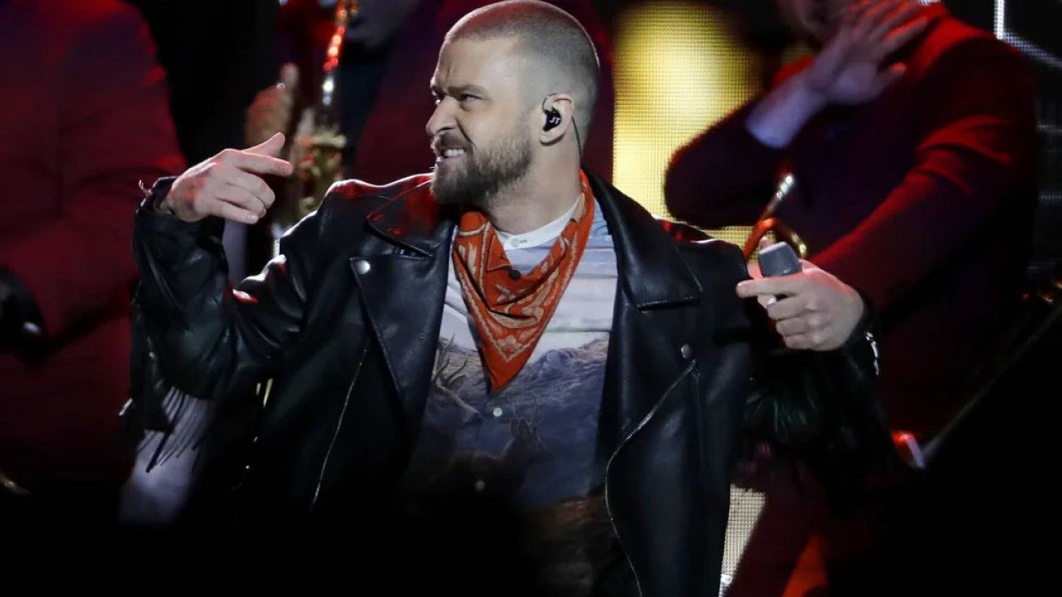 Justin Timberlake sahne performansı
