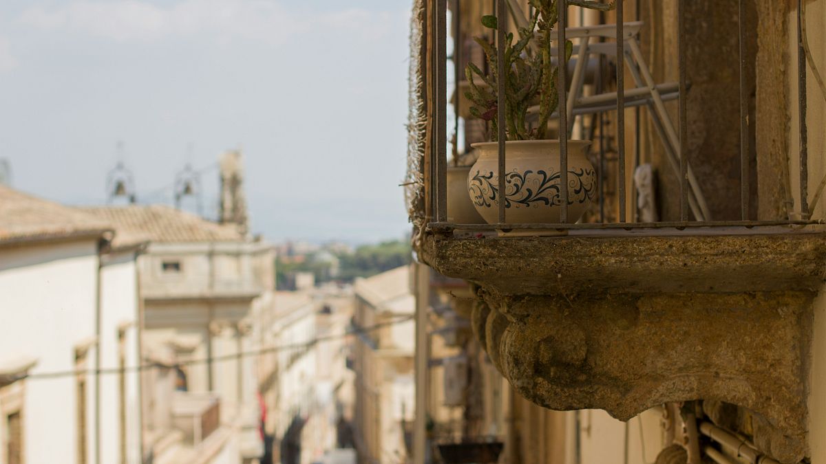 Евтините къщи в Италия се завръщат. Вече можете да закупите имот в Сицилия само за €3