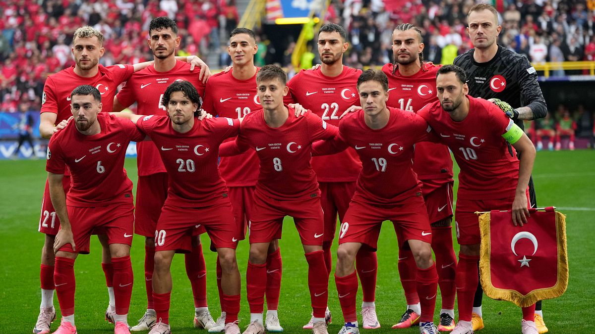 Türkiye, EURO 2024'teki ilk grup maçında Gürcistan'ı 3-1 ile geçti |  Euronews