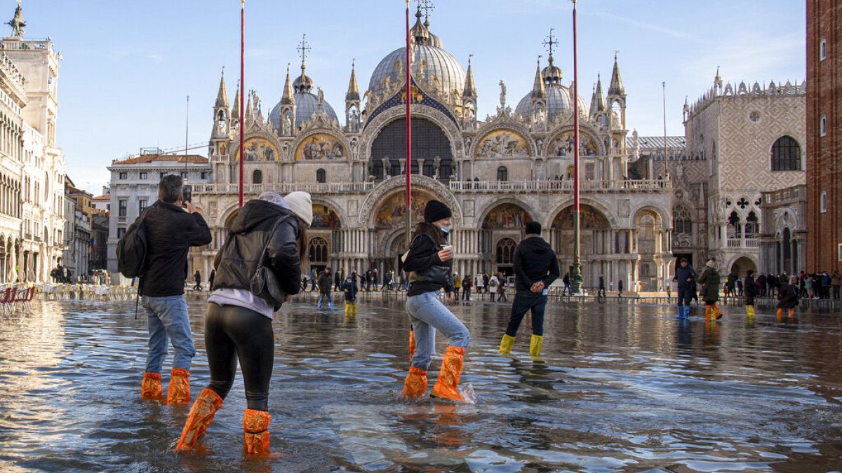 В лагуната на Венеция има система от бариери срещу наводнения