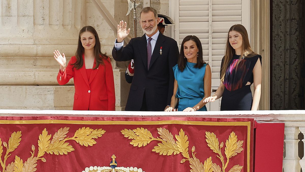 Крал Фелипе VI празнува 10 години като държавен глава на Испания