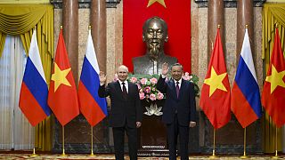 Vladimir Putin arrives in Vietnam for his final stop on a two-nation Asia tour