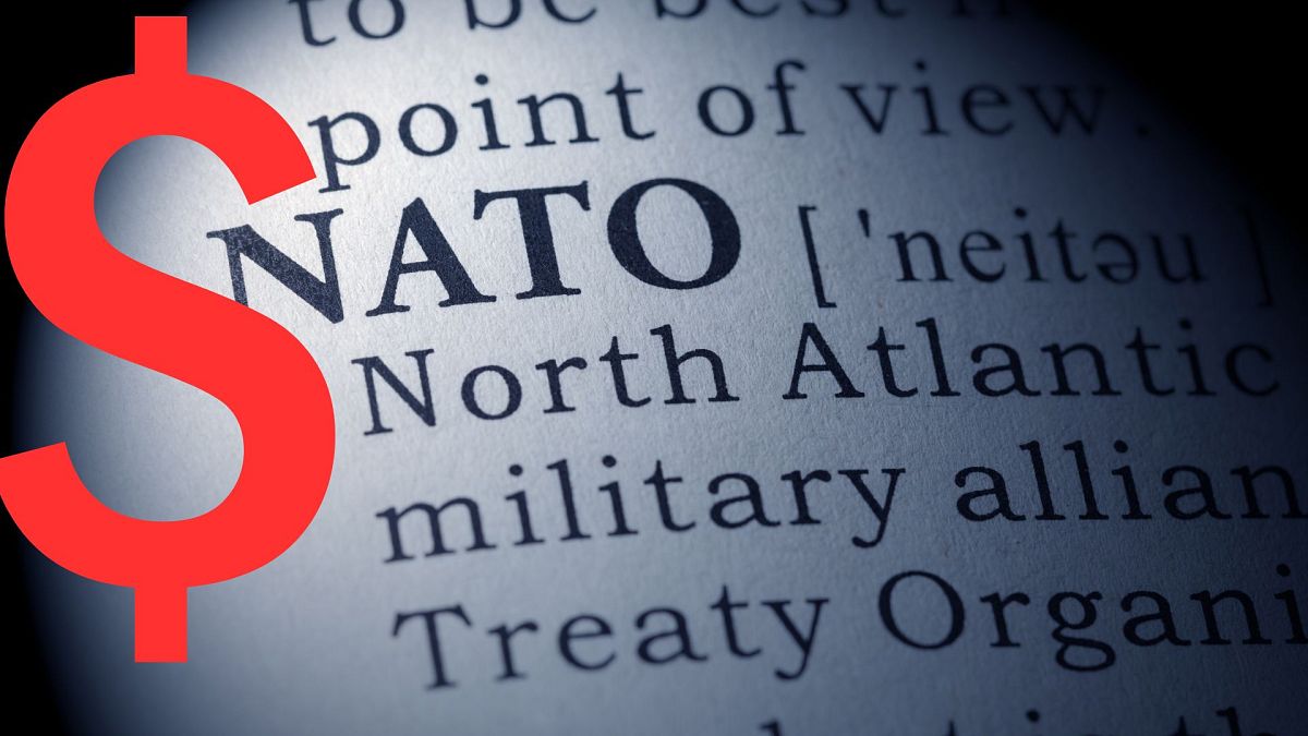 Gazdagodik a NATO - végre fizetnek a tagok, mint a katonatiszt -