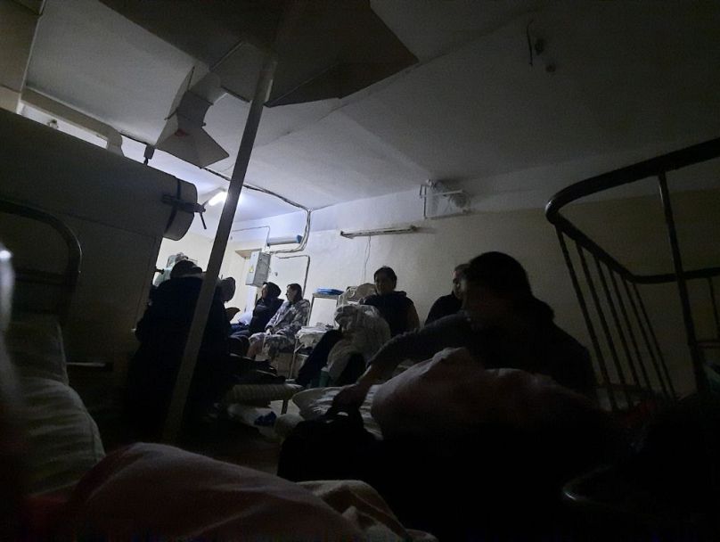 Refugio antibombas en un hospital de maternidad
