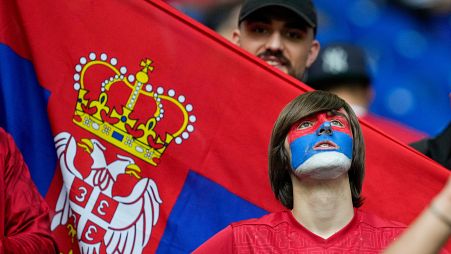 Euro 2024 futbol turnuvasında Sırp taraftarlar.