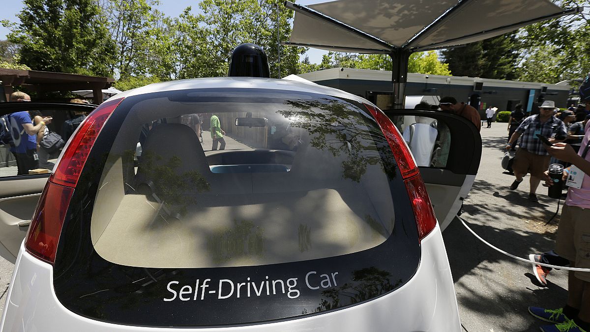 Un coche autónomo expuesto en California durante una conferencia de Google.