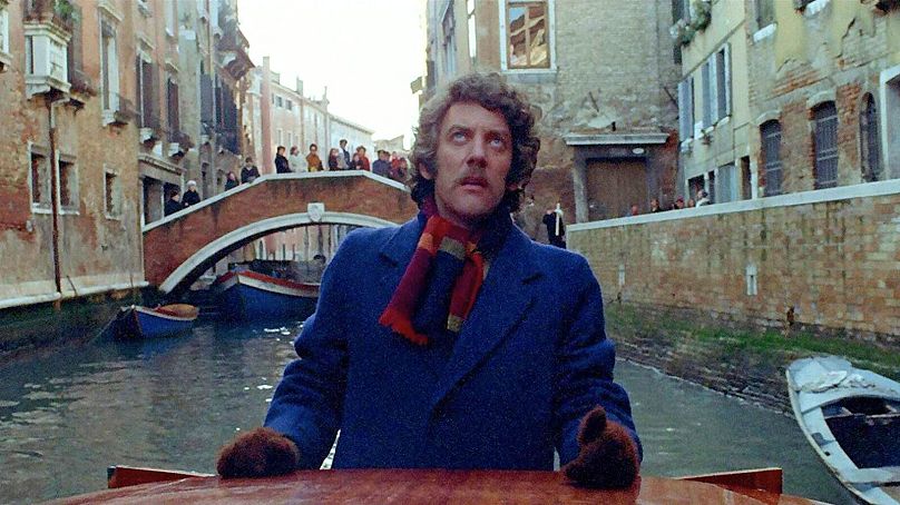 Donald Sutherland in Don't Look Now (1973) 