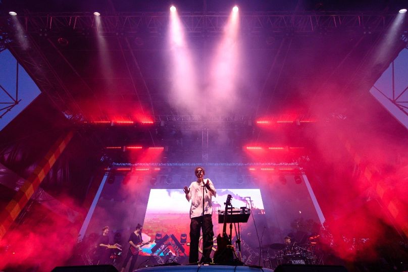 Azahriah a zamárdi Strand Fesztiválon, 2023-ban