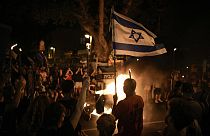 Benjámin Netanjahu lemondását követelik az izraeliek szombat esténként 