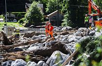 Bergungsarbeiten in der Schweiz nach schweren Unwettern.