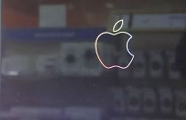 Az Apple ellen egy harmadik, a megfelelés megsértésére irányuló vizsgálat is folyamatban van.