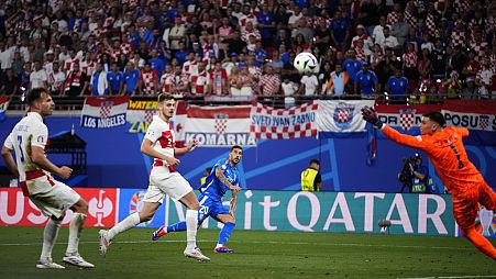 Italy's Zaccagni scores in the 98th minute to win the Azzurri a crucial point against Croatia