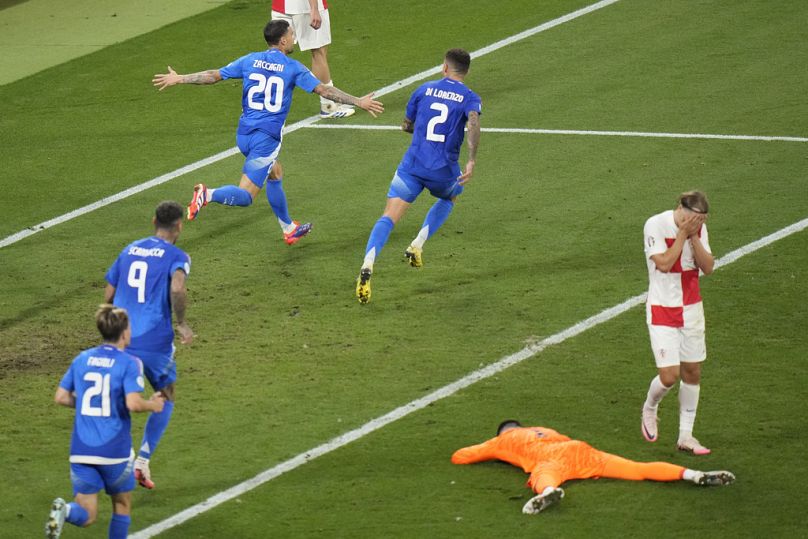 Les joueurs italiens célèbrent le but égalisateur contre la Croatie (1-1)