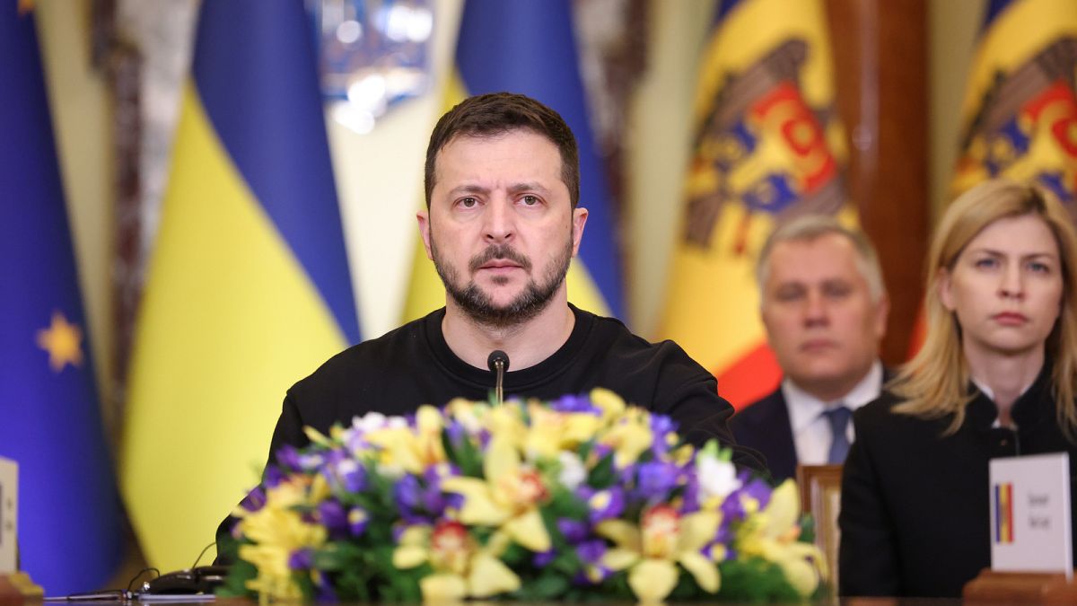 Ukraine and Moldova start membership talks with the European Union