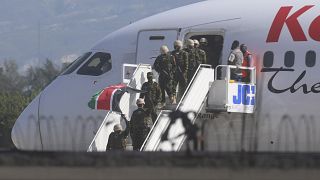 Kenya police force arrives in gang-hit Haiti