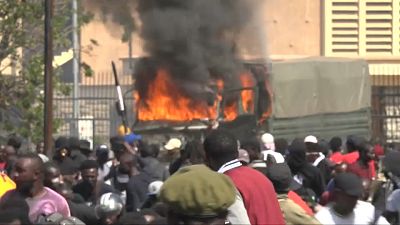 محتجون غاضبون وسط العاصمة الكينية نيروبي. 2024/06/25