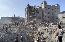 Izraeli légicsapásokban szétlőtt épületek Dzsabalijában