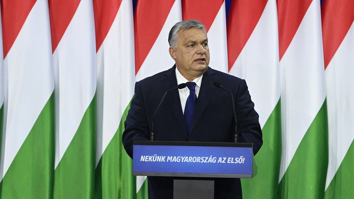 Hungary blocks joint EU statement denouncing Russia's media ban thumbnail