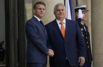 Президент Франции Макрон и премьер-министр Венгрии Орбан, Париж 26 июня