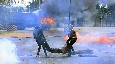 Un'immagine degli scontri in Kenya