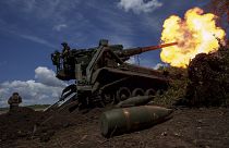 Tanque militar en la guerra de Ucrania. 