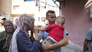 Guerre Israël-Hamas : l'évacuation de Gaza se poursuit