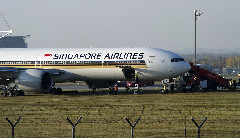 طائرة بوينغ 777 تابعة للخطوط الجوية السنغافورية