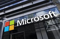 ABD'nin New York kentinde Microsoft ofislerinin tabelası görünüyor, 6 Mayıs 2021.
