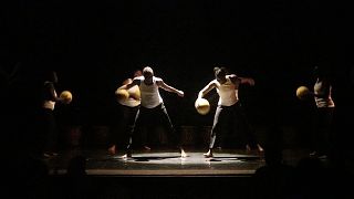 Le spectacle "Les Basketteuses de Bamako" mêle musique, sport et danse