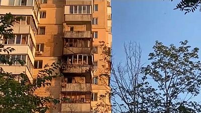 الدمار في أحد مباني كييف