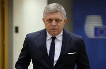 Il primo ministro slovacco Robert Fico arriva per una tavola rotonda al vertice dell'UE a Bruxelles, il 1° febbraio 2024.