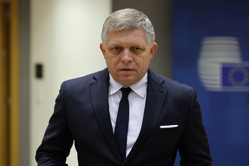 Le Premier ministre slovaque Robert Fico arrive à une table ronde lors d'un sommet de l'UE à Bruxelles, le 1er février 2024.